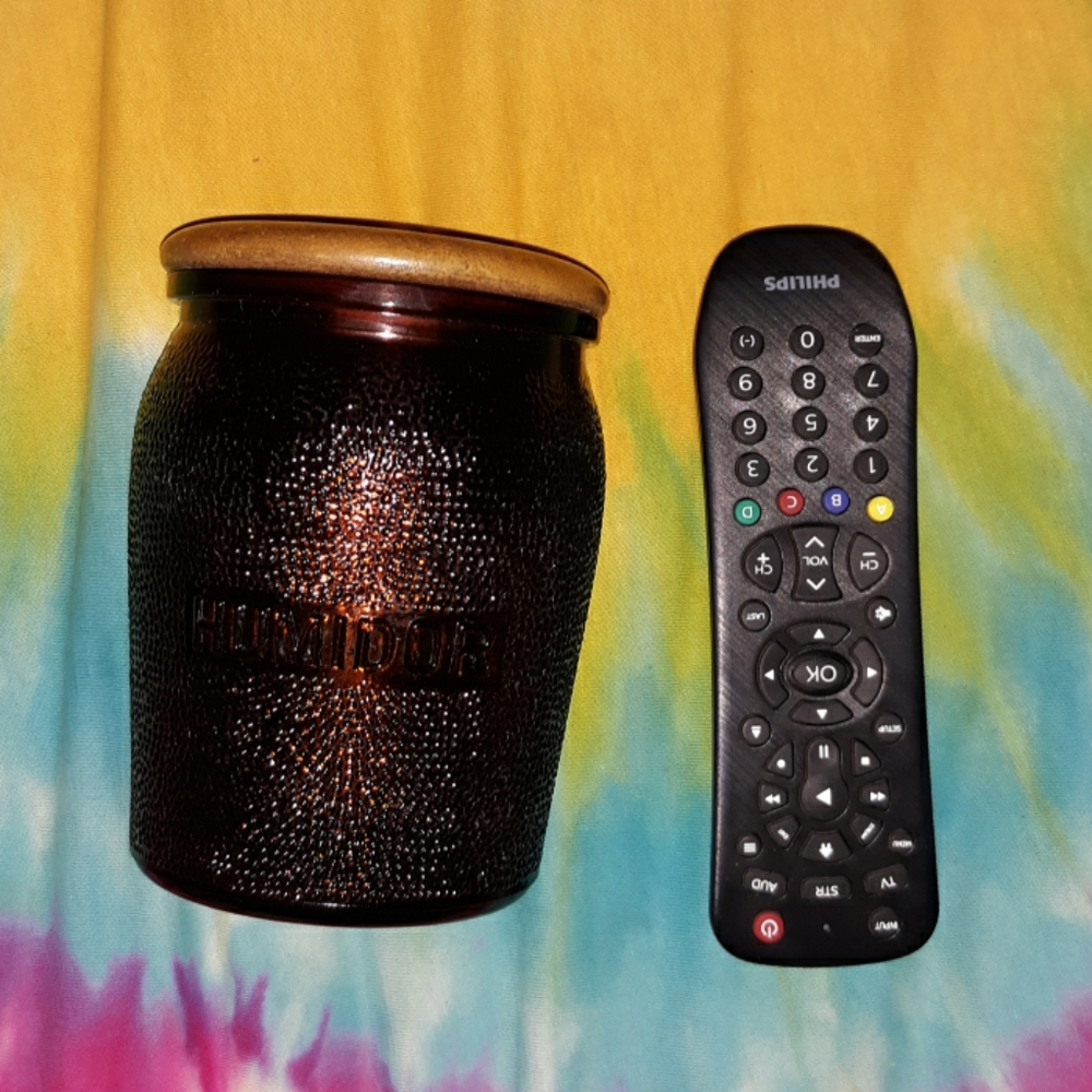 Duraglass Humidor brown glass tobacco cigar keeper - Picture 8 of 8
